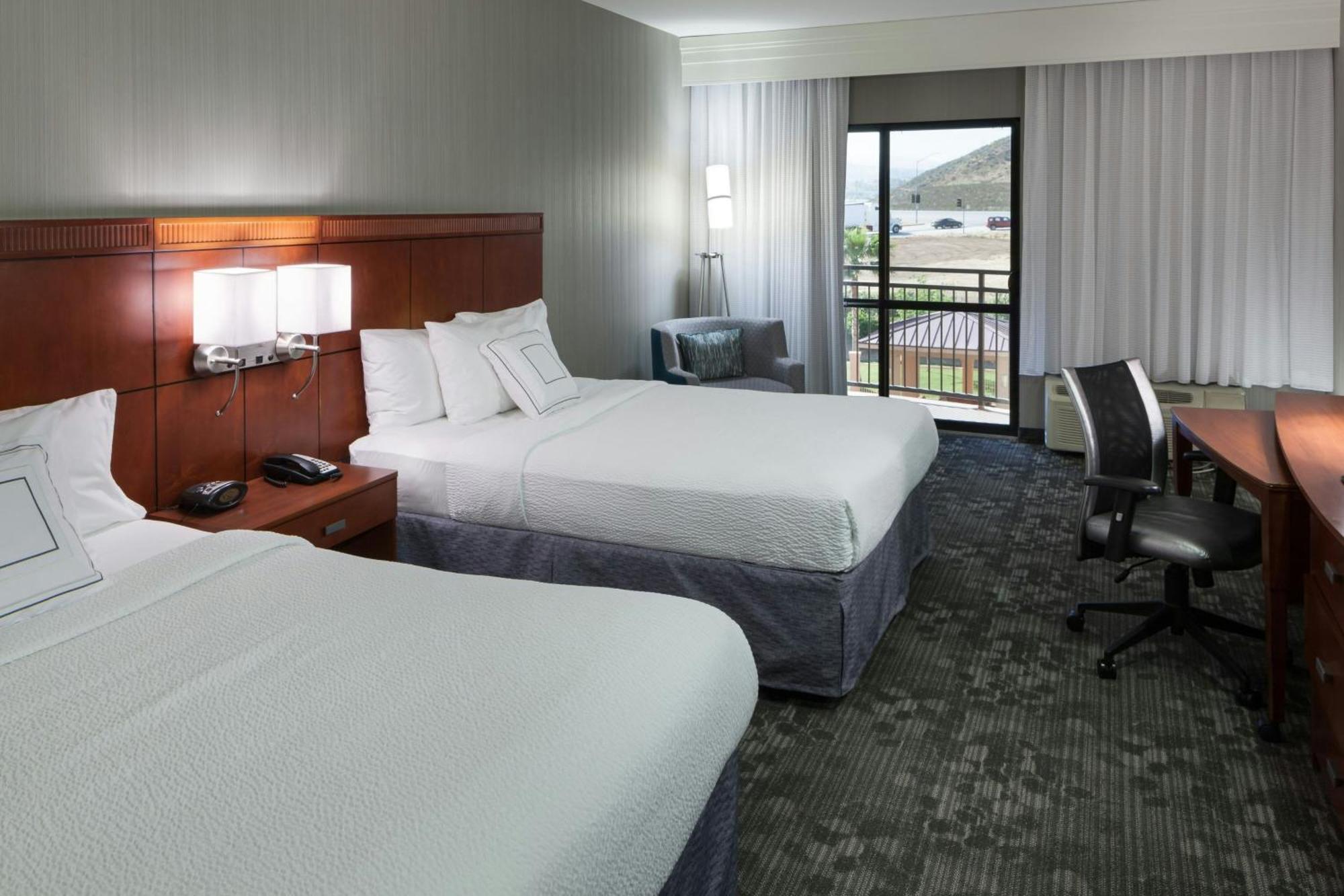 Courtyard By Marriott Santa Clarita Valencia Hotell Eksteriør bilde