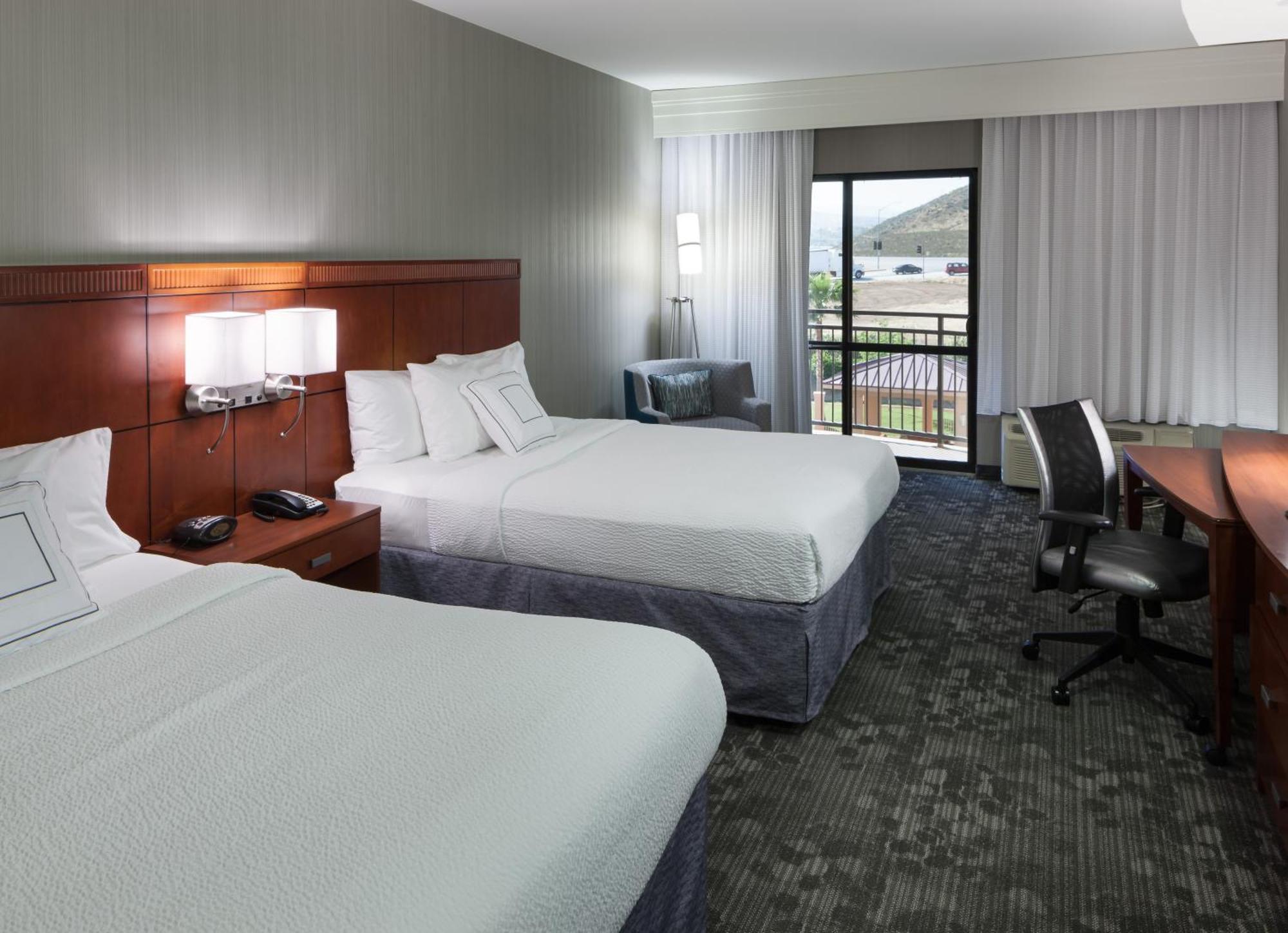 Courtyard By Marriott Santa Clarita Valencia Hotell Eksteriør bilde