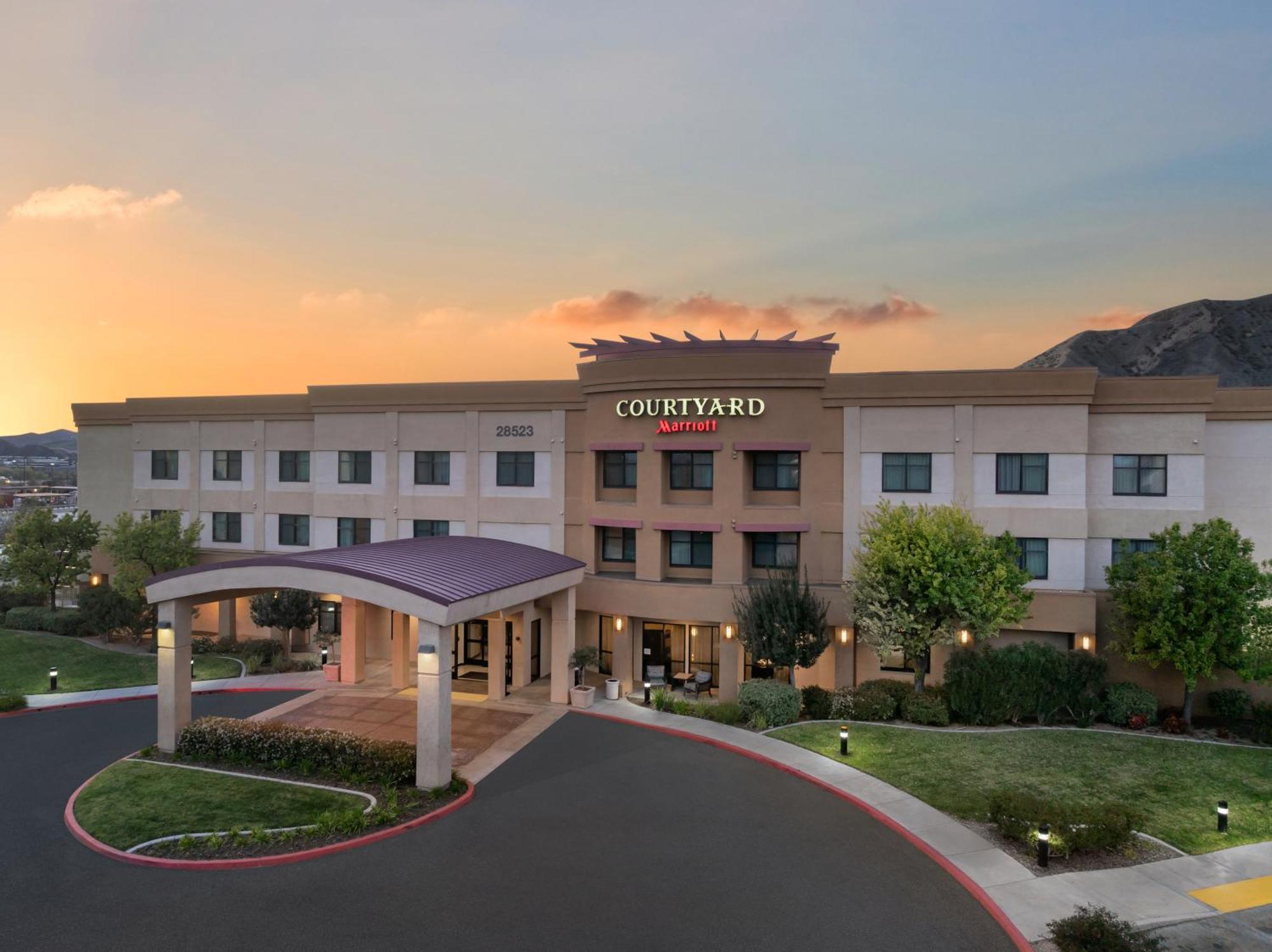 Courtyard By Marriott Santa Clarita Valencia Hotell Eksteriør bilde