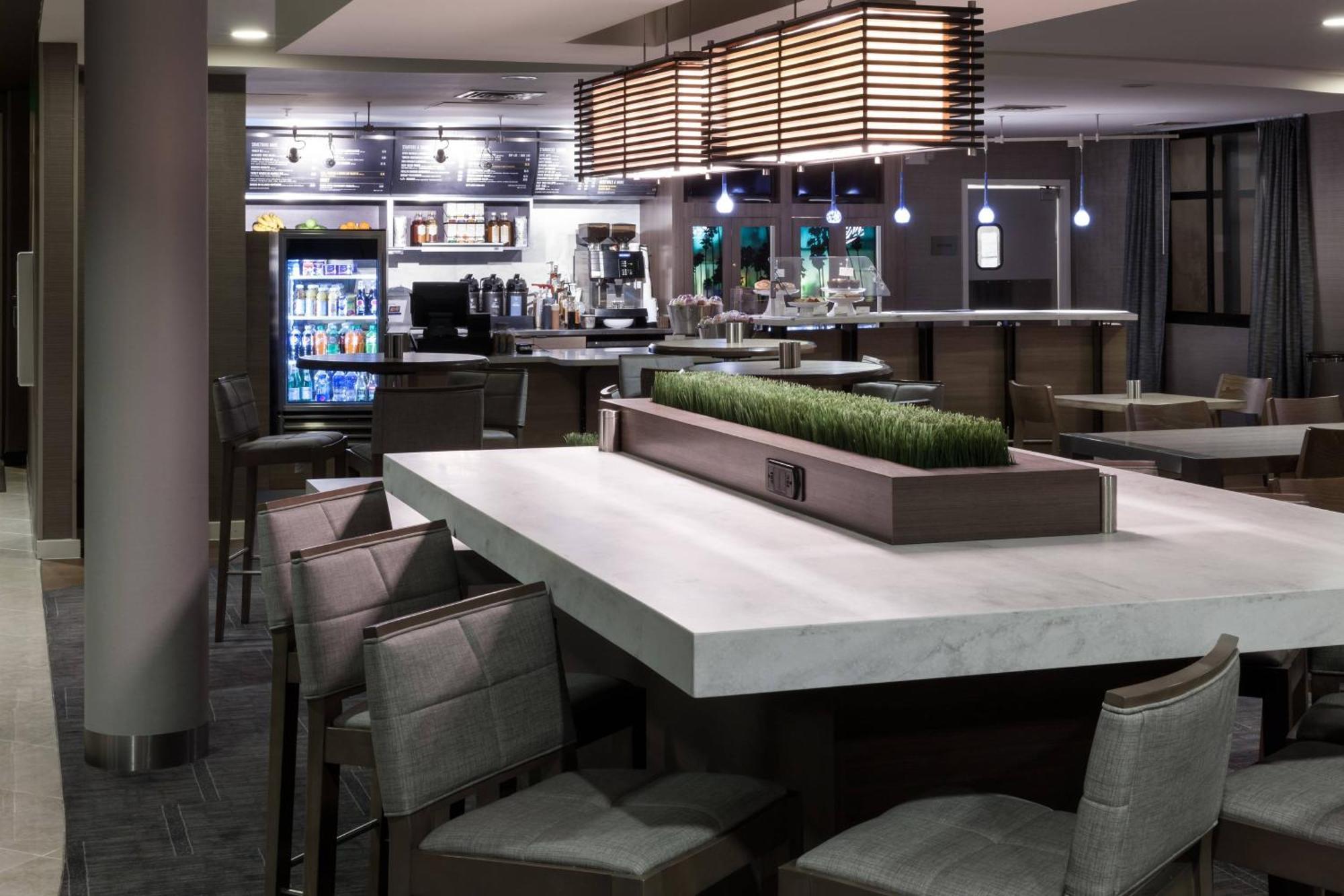 Courtyard By Marriott Santa Clarita Valencia Hotell Eksteriør bilde